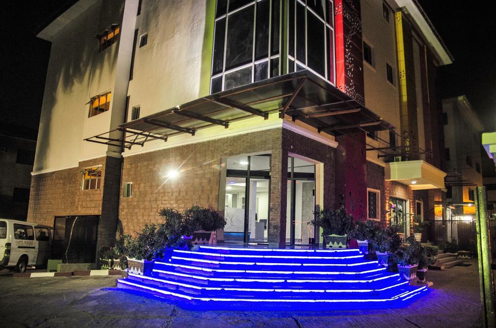 Hotel Rosebud Абуджа Екстериор снимка