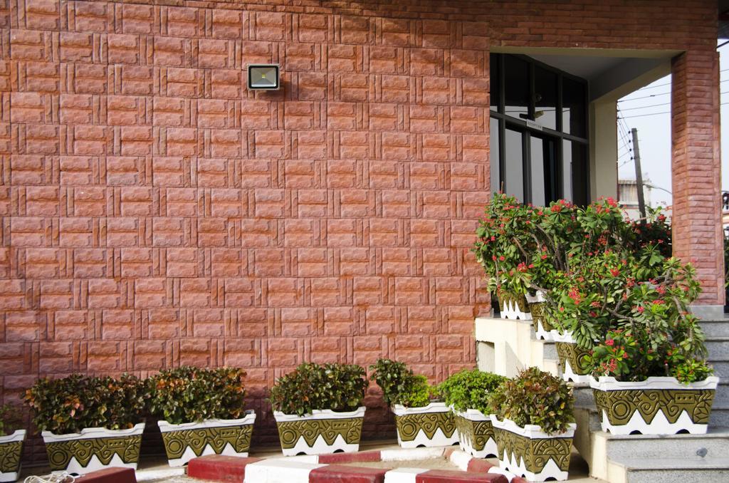 Hotel Rosebud Абуджа Екстериор снимка