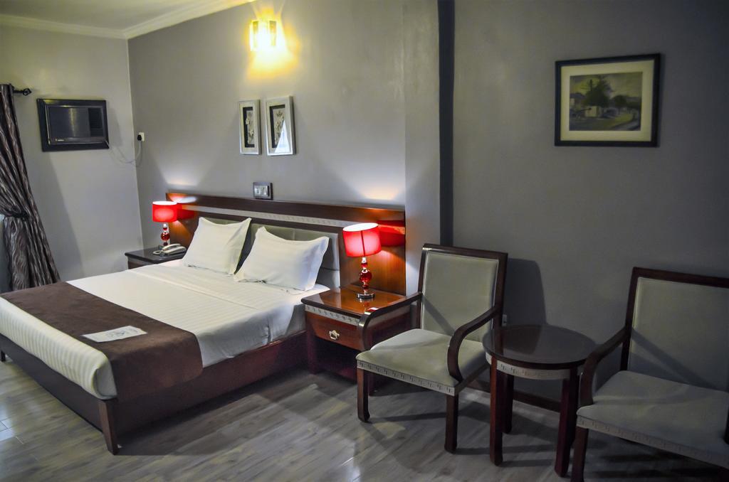 Hotel Rosebud Абуджа Екстериор снимка