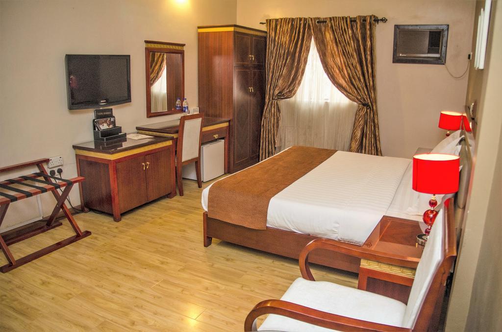 Hotel Rosebud Абуджа Екстериор снимка