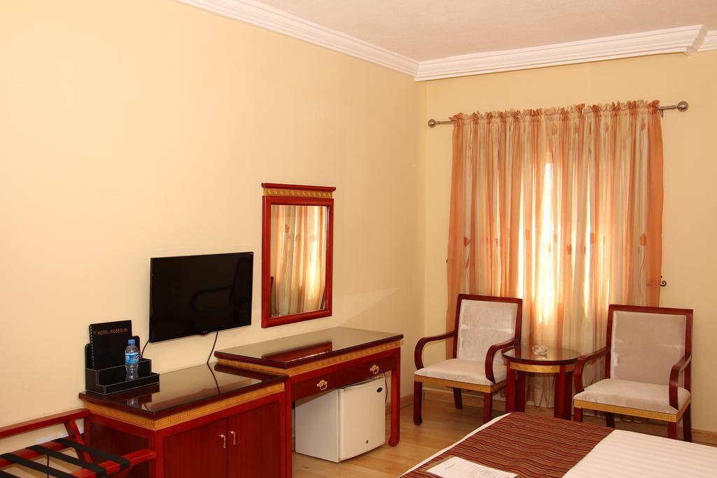 Hotel Rosebud Абуджа Екстериор снимка